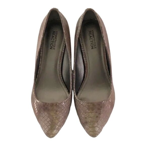 Kenneth Cole Reaction Hill Top Pump in Faux Snake Taupe - Size 8 - Picture 1 of 12